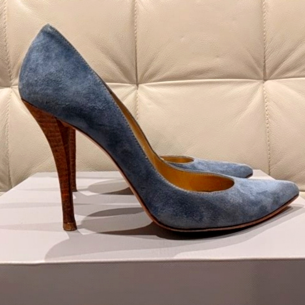 Stuart Weitzman suede stiletto heels, size 6, denim blue
